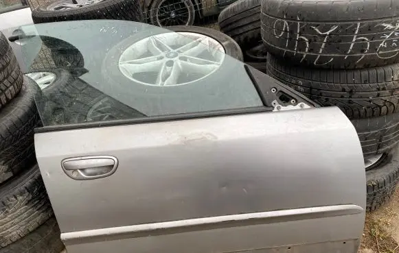 Subaru Outback Front door