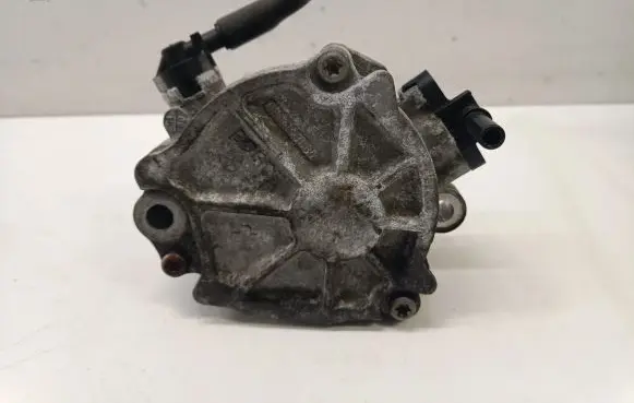 Vacuum pump