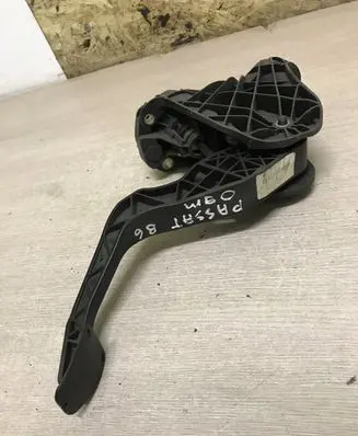Clutch pedal