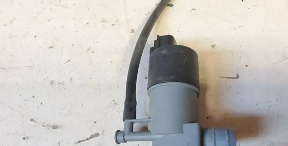 Toyota Yaris Windscreen/windshield washer pump 853300D120