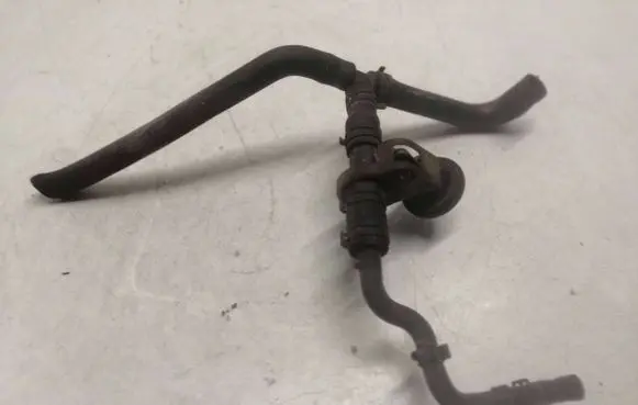 Audi A4 S4 B5 8D Coolant heater control valve 4A0819809