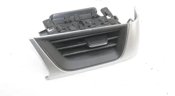 Renault Captur II Dashboard air vent grill cover trim 687602250R