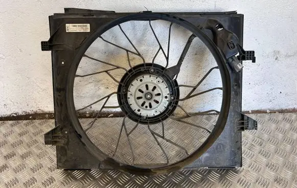 Dodge Durango III Radiator cooling fan shroud 68252640AB