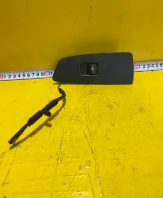BMW 1 E81 E87 Electric window control switch 6970247AI
