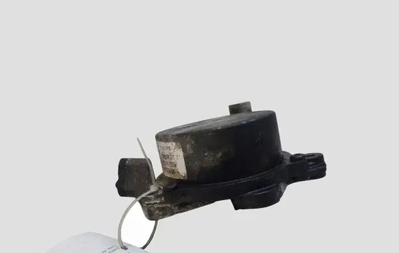 Ford Mondeo MK IV Vacuum pump 9673836180 11T040