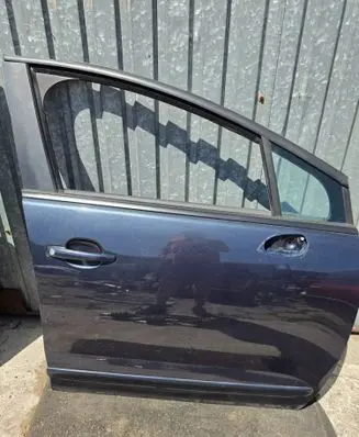 Peugeot 5008 Front door DRZWIPP5008KGNC