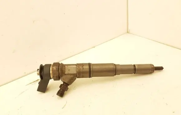 BMW 7 E65 E66 Fuel injector 7788812