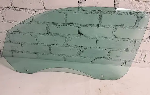 Ford Mustang V Front door window/glass (coupe) DOT287M176 DD10697GTN