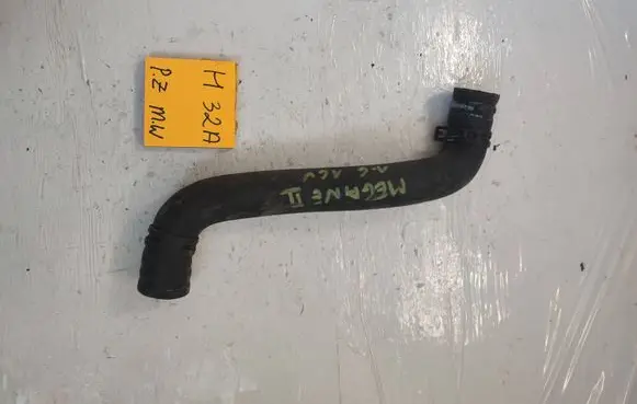 Renault Megane II Engine coolant pipe/hose 8413163
