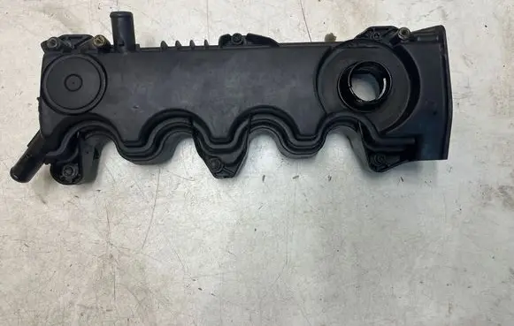 Opel Vectra C Rocker cam cover 55197017