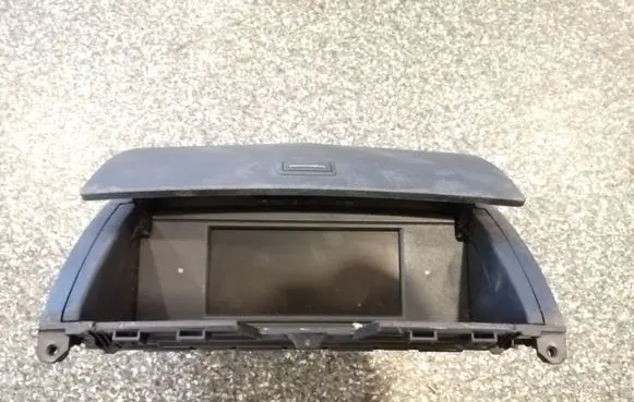 Mercedes-Benz C W204 Screen/display/small screen A2046801231 A2048204297