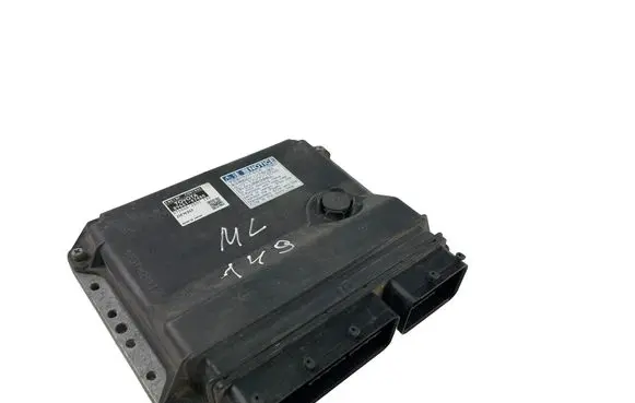 Toyota Prius+ (ZVW40) Engine control unit/module 8966147480