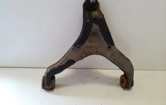 Iveco Daily 5th gen Front lower control arm/wishbone