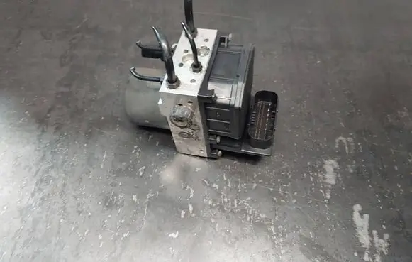 Volkswagen PASSAT B5.5 ABS Pump 4B0614517G 0265225124 0265950055