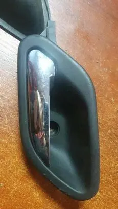 Rear door interior handle