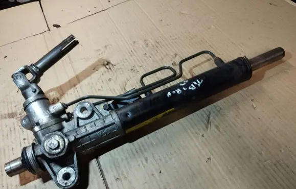 Hyundai Coupe Steering rack 577002C000