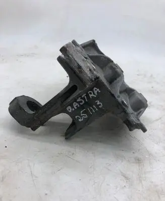 Opel Astra L A/C compressor mount bracket 9823598480