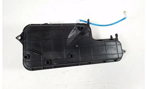 Mercedes-Benz CL C216 Other engine bay part A0008002219