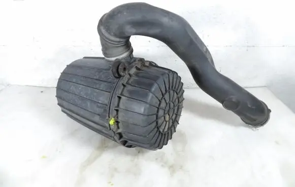Air filter box