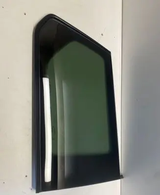 Jeep Grand Cherokee WL Rear side window