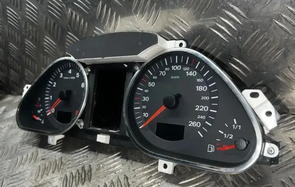 Audi A6 S6 C6 4F Speedometer (instrument cluster) 4F0920900M 503000730106 4F0910900A
