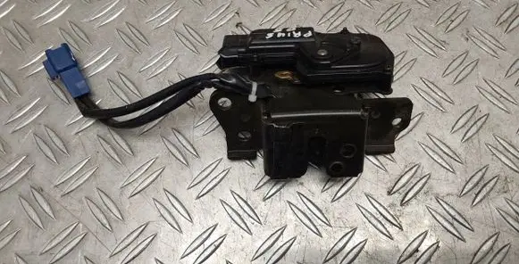 Toyota Prius (NHW20) Tailgate/trunk/boot lock/catch/latch