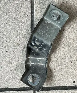 Volkswagen Arteon Fender mounting bracket 03G810380