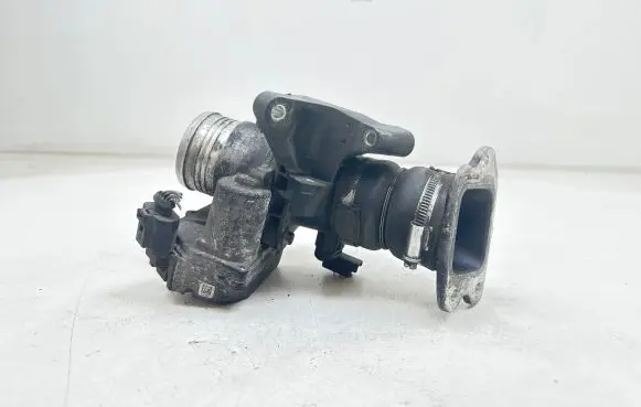 Ford Focus Throttle valve 9E926 05100710 A2C5323808C