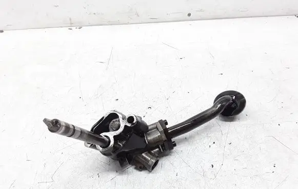 Volkswagen PASSAT B5 Oil pump 026115153A