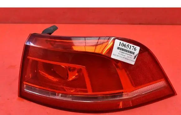 Volkswagen PASSAT B6 Rear/tail lights 3AF945096A