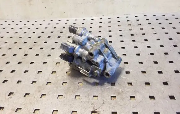Honda Insight Valve oil control 