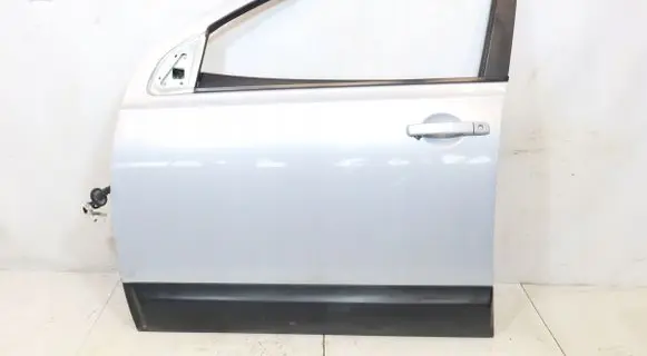 Nissan Qashqai Front door 