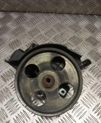 Peugeot 206 Power steering pump 963686888C 26079836QN