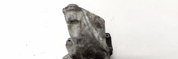 Mercedes-Benz E W212 Engine mounting bracket A6512230004