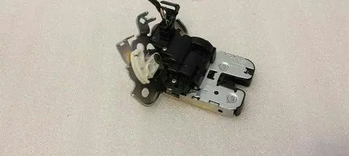 Audi A3 S3 8V Tailgate boot lock/latch motor 4H0827505A