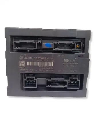 Audi A4 S4 B8 8K Comfort/convenience module 8K0907064N 00002001 5DK0099187