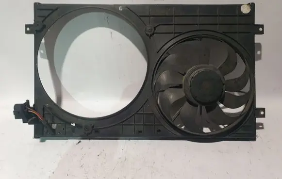 Volkswagen Bora Fan set 1J0121207T
