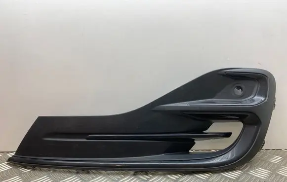 Ford Focus Front bumper lower grill NX7B15A299B