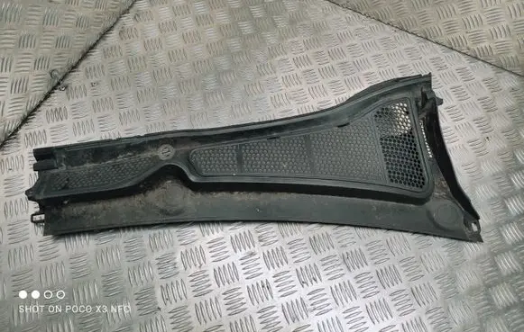Citroen C4 Cactus Wiper trim 980159668A 98294144XT