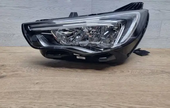 Opel Grandland X Headlight/headlamp YP00162880