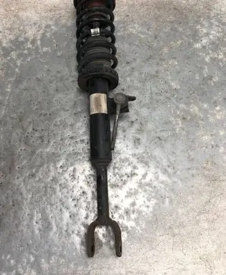 BMW 5 F10 F11 Front shock absorber/damper 6863661