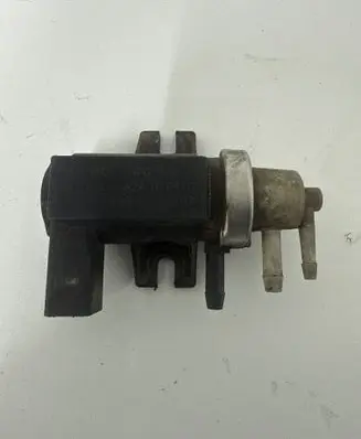 Audi A4 S4 B6 8E 8H Turbo solenoid valve 1J0906627B 02T02 72290345