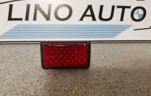 BMW 7 E38 Rear door interior light 8352269 49920002