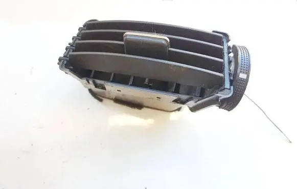 Toyota Corolla Verso AR10 Dash center air vent grill 6556444010 655644-4010