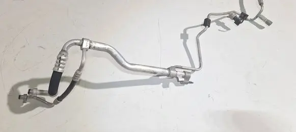 Mercedes-Benz GLE (W166 - C292) Air conditioning (A/C) pipe/hose A1668304001 041216
