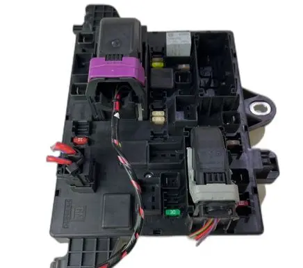Opel Astra J Fuse box set 13368651UJ