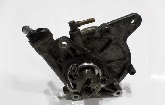 KIA Sorento Vacuum pump 288102F00020CRDI