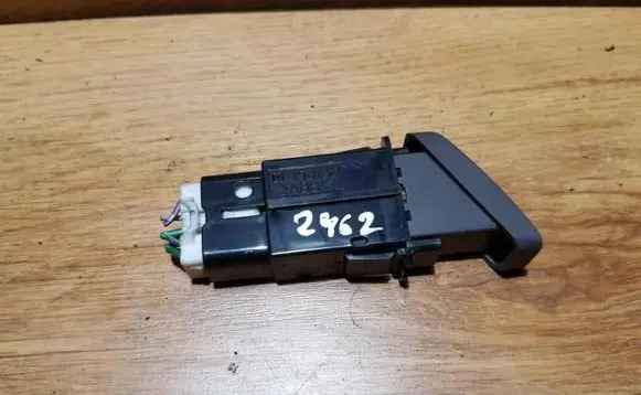 Mazda Premacy Hazard light switch 153132 8d0959257