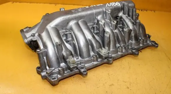 Opel Zafira B Intake manifold