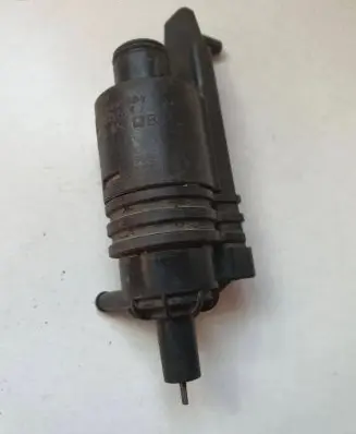 Audi A4 S4 B5 8D Windscreen/windshield washer pump 4A0955651B